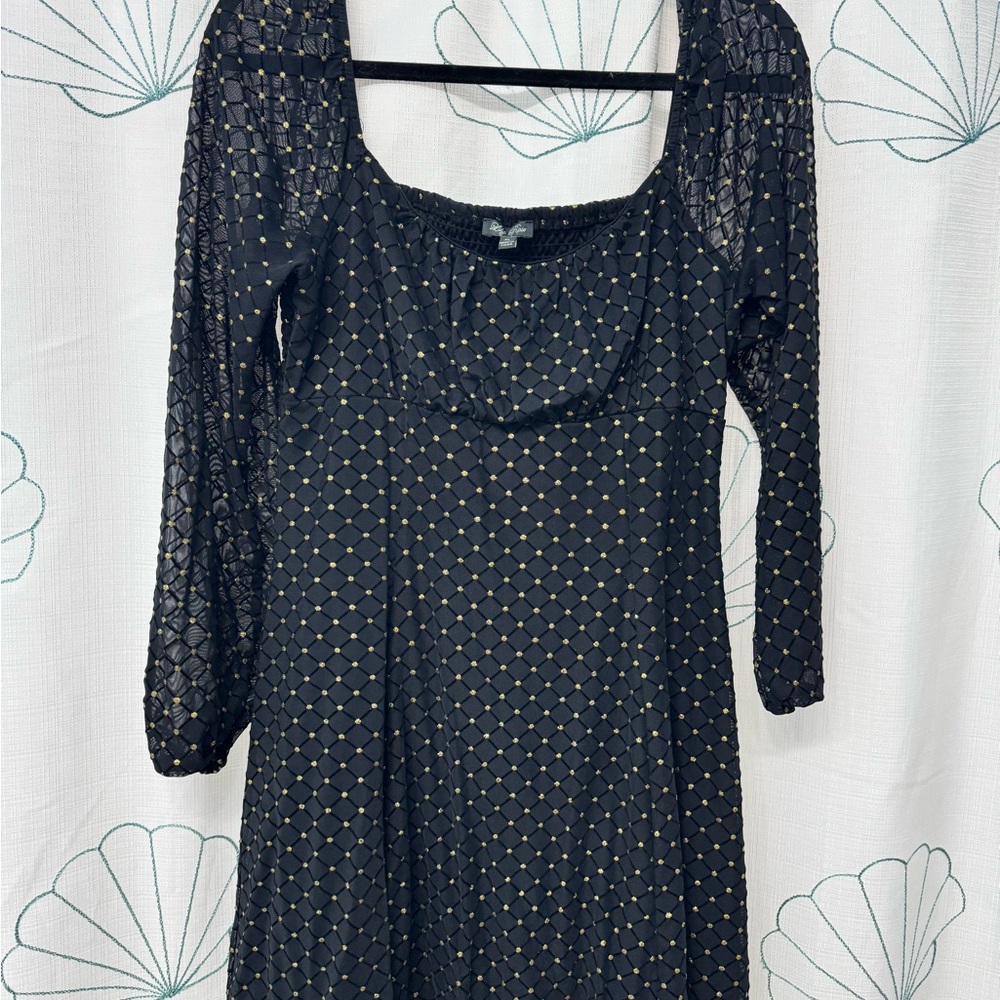 Lily Rose Black and Gold Long Sleeve Dress